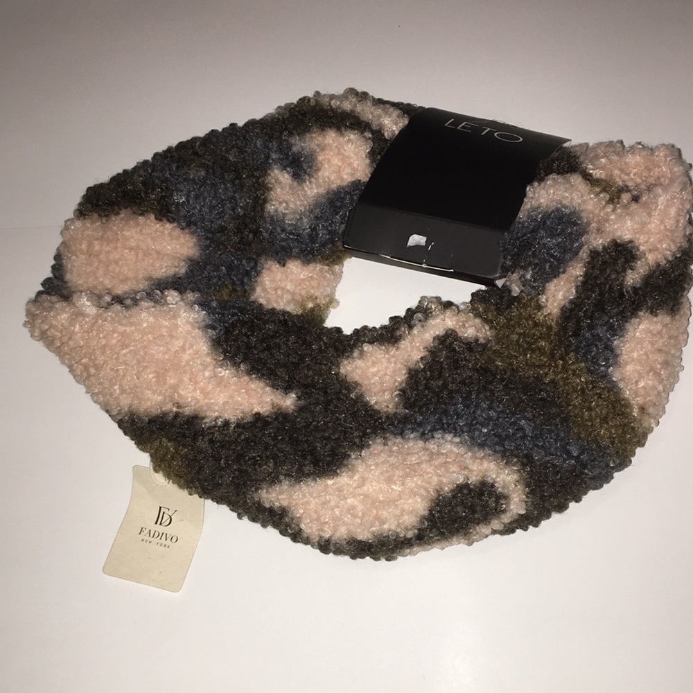 Leto wrap around scarves